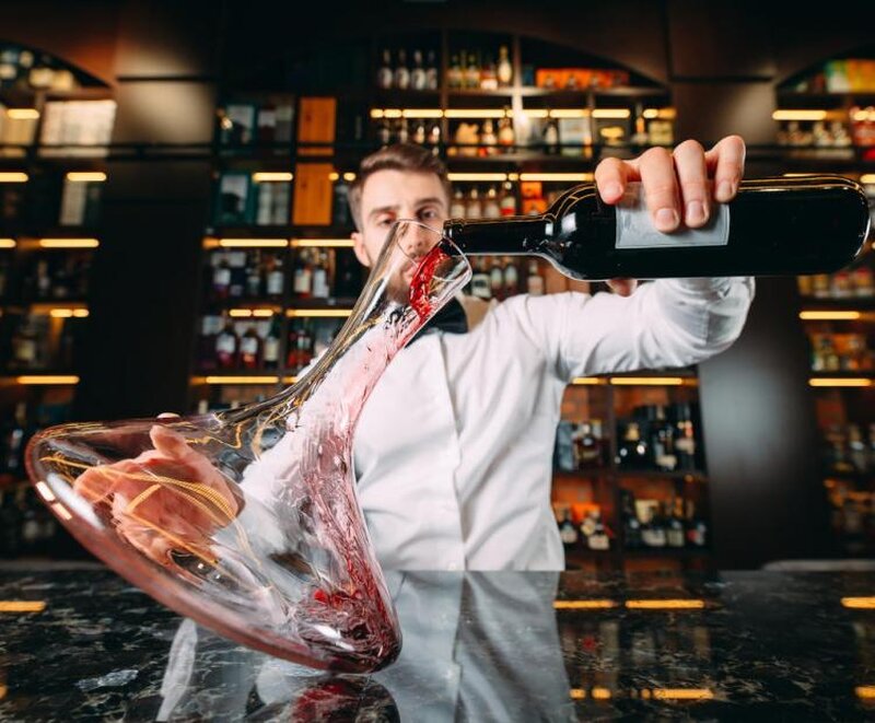Winetaste School Sergiu Nedelea - Curs de Somelier